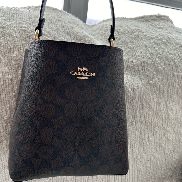 Coach hand bag - Picture 4 of 5